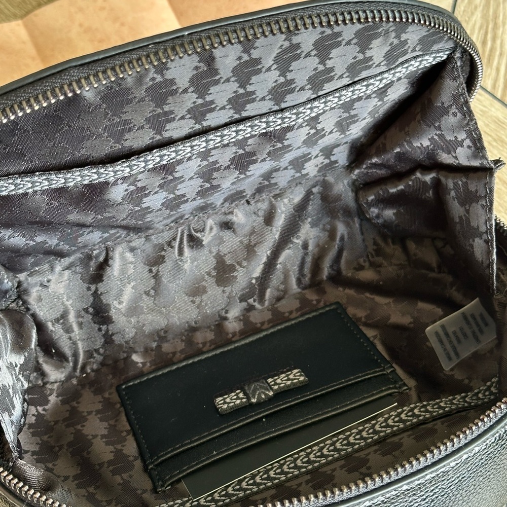 Karl Lagerfeld Textured Black Leather Crossbody Bag - Picture 8 of 12